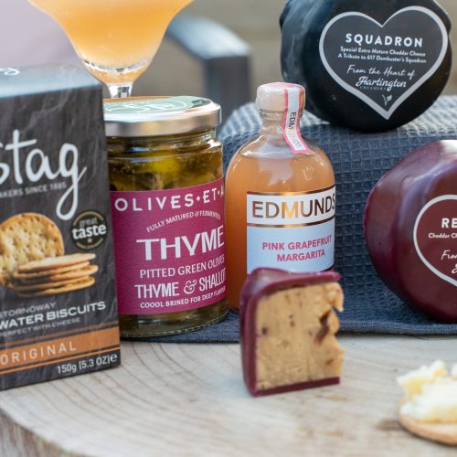 slice of red onion cheese truckle, edmunds pink grapefruit margarita, thyme pitted olives